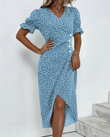 Quincy Summer Dress Women – Floral Dress with Short Sleeves and Elegant Button Closure