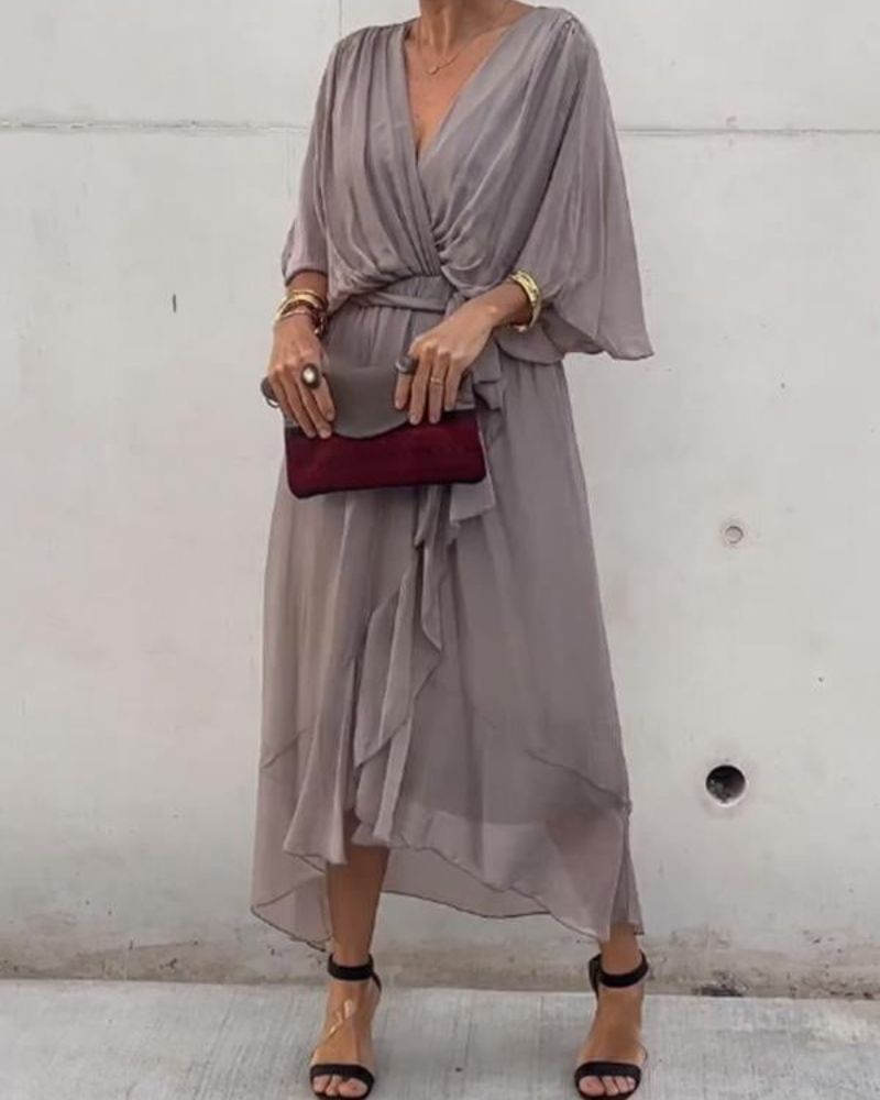 Robe Femme Cristi – Elegant Wrap Dress with Batwing Sleeves & Asymmetric Hem