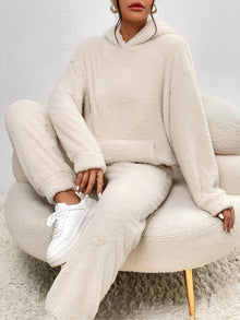 Ayla Ensemble Loungewear in Fleece for Women – Soft and Comfortable Hoodie and Pants for Casual Warmth