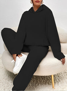 Ayla Ensemble Loungewear in Fleece for Women – Soft and Comfortable Hoodie and Pants for Casual Warmth