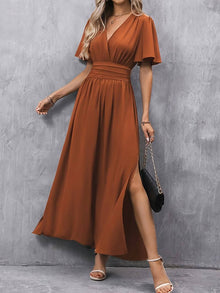 Venice Robe Woman Elegant – Ruffled Collar & Pleated Waist for a Chic Feminine Style