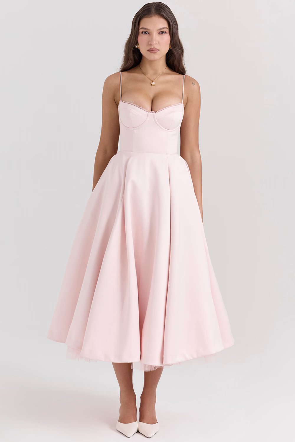 Dawn Robe Midi Femme – Elegant Tulle Dress with Adjustable Straps & Comfortable Fit