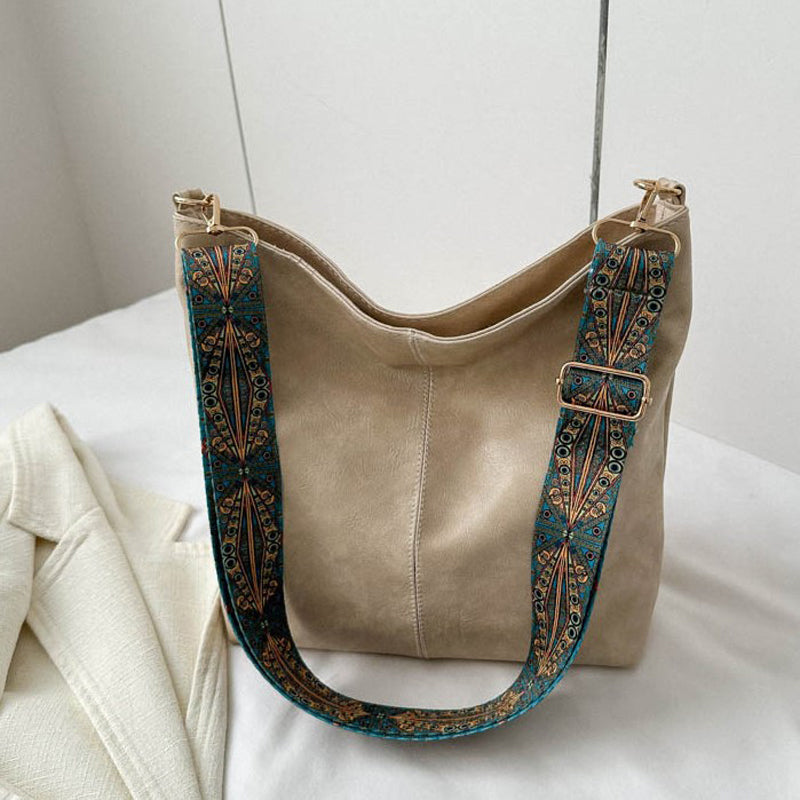 Sac Bandoulière Femme Wanda – Elegant Bag in PU with Zipper Closure & Compact Daily Format
