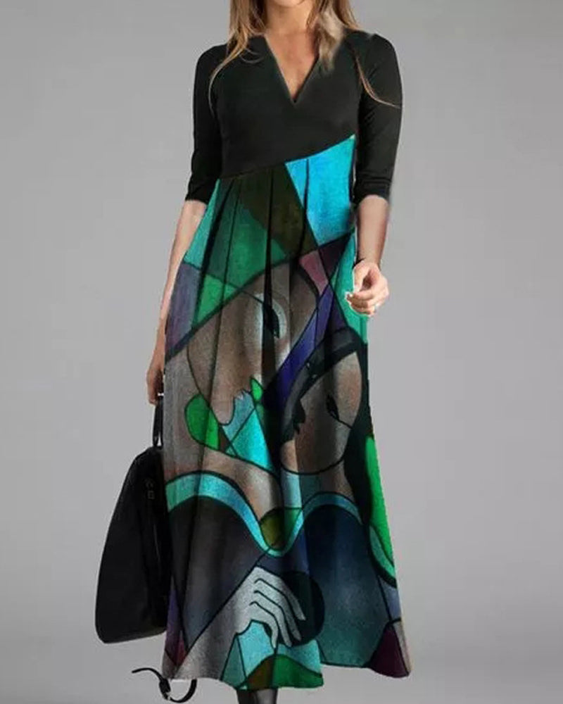 Robe Femme Nina – Elegant Flared Dress with Long Sleeves with Color Block Pattern & Refined Pleats