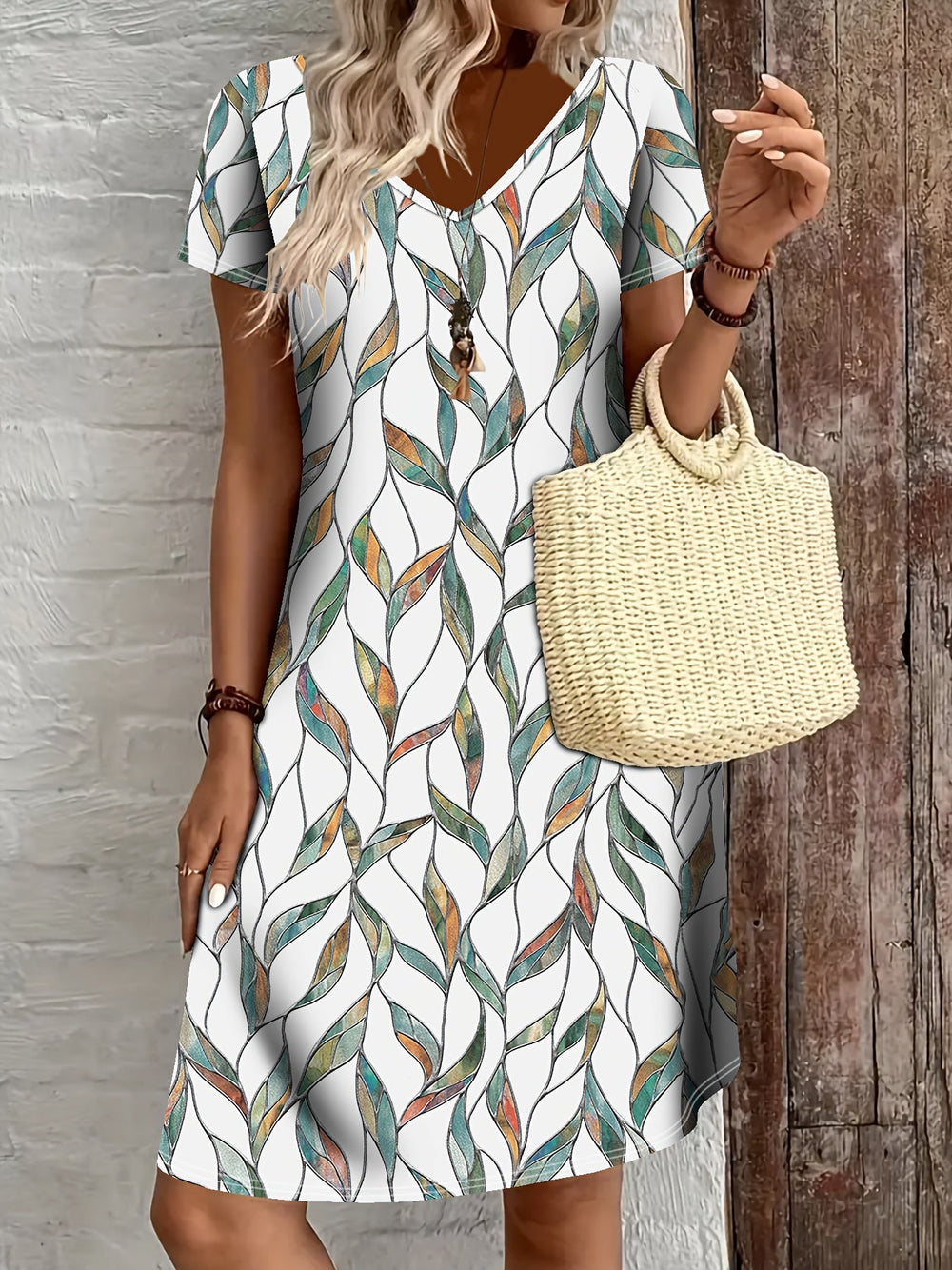 Holly Summer Dress for Women – Elegant Midi Dress with Leaf Print & V-Neckline