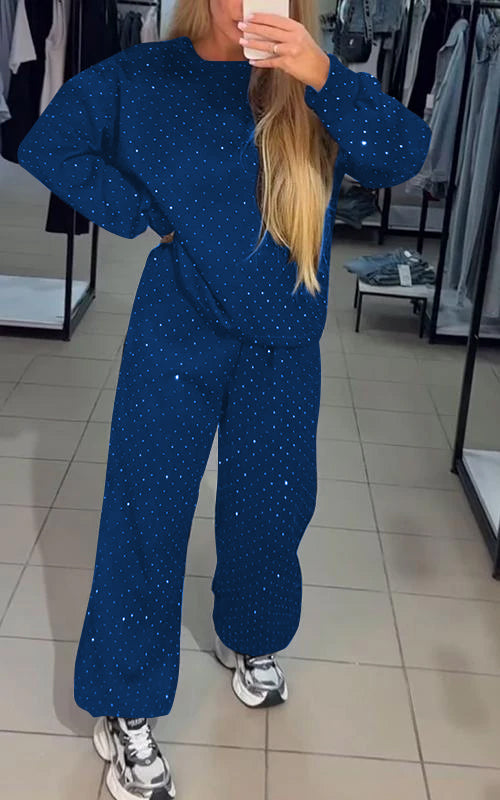 Aria Ensemble Loungewear Woman – Comfortable Outfit with Rhinestone Details & Relaxed Fit