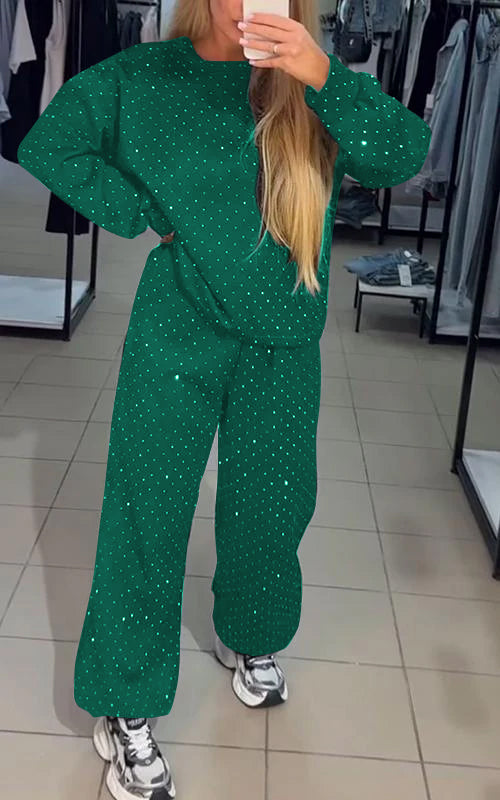 Aria Ensemble Loungewear Woman – Comfortable Outfit with Rhinestone Details & Relaxed Fit