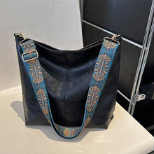 Sac Bandoulière Femme Wanda – Elegant Bag in PU with Zipper Closure & Compact Daily Format