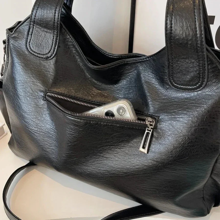 Dakota Women's Shoulder Bag – Elegant Leather Bag with Adjustable Shoulder Strap & Spacious Design