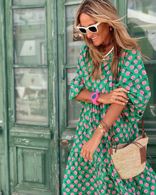 Sandy Long Robe Woman – Versatile Style with Lightweight Fabric & Timeless Elegance