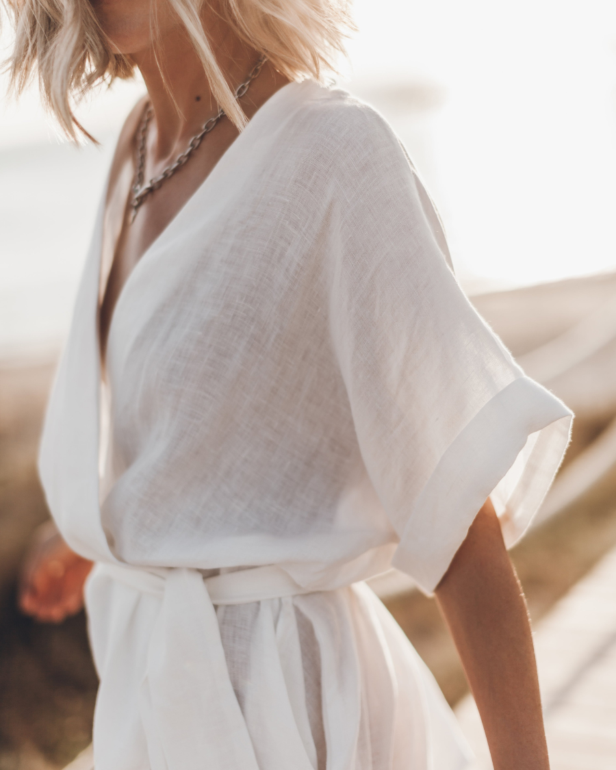 Robe Kimono Femme Anny – Lightweight Summer Linen Dress with Wide Sleeves & Wild Print