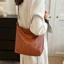 Sac Bandoulière Femme Wanda – Elegant Bag in PU with Zipper Closure & Compact Daily Format
