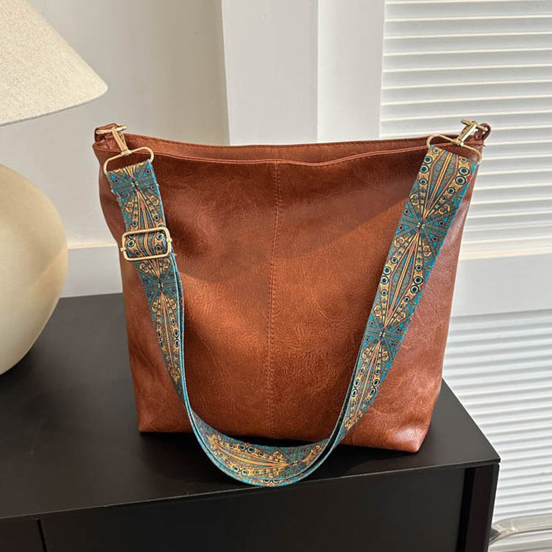 Sac Bandoulière Femme Wanda – Elegant Bag in PU with Zipper Closure & Compact Daily Format