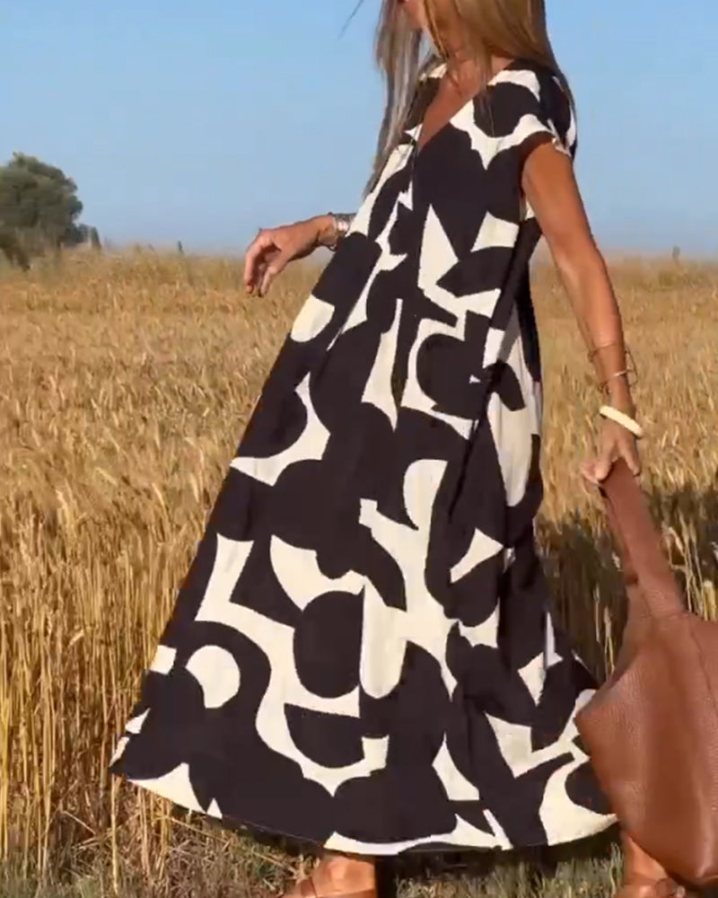 Sita Robe Ample Femme – Abstract Black & White Print with Deep V Neckline