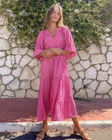 Sandy Long Robe Woman – Versatile Style with Lightweight Fabric & Timeless Elegance
