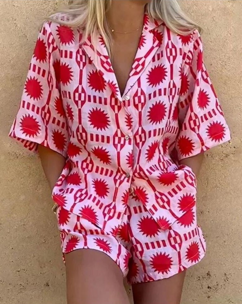 Ensemble Femme Giselle – Two-Piece Summer Set in Linen with Geometric Print & Comfortable Cut