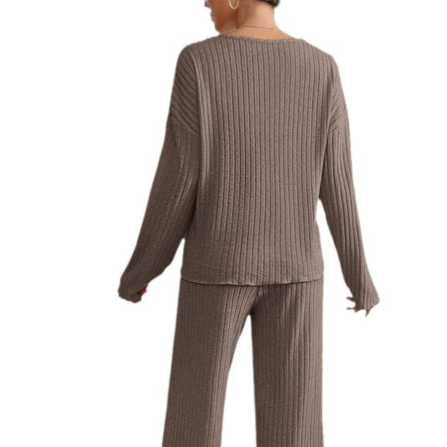 Kathy knit set for women – Comfortable loungewear with V-neck sweater and soft pants