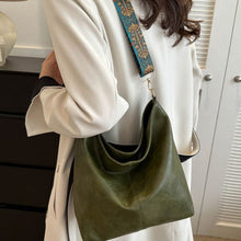 Sac Bandoulière Femme Wanda – Elegant Bag in PU with Zipper Closure & Compact Daily Format