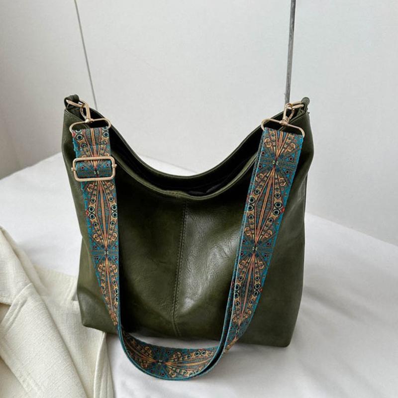Sac Bandoulière Femme Wanda – Elegant Bag in PU with Zipper Closure & Compact Daily Format