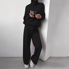 Kimberlee Ensemble Loungewear with Turtleneck for Women – Soft and Comfortable Two-Piece Outfit with Modern Cut