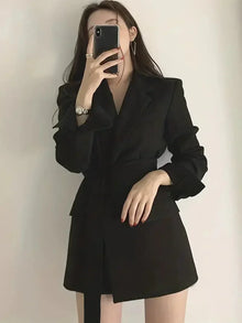 Nélia Blazer Dress Woman – Elegant Chic Tailored Dress with Long Sleeves for All Occasions