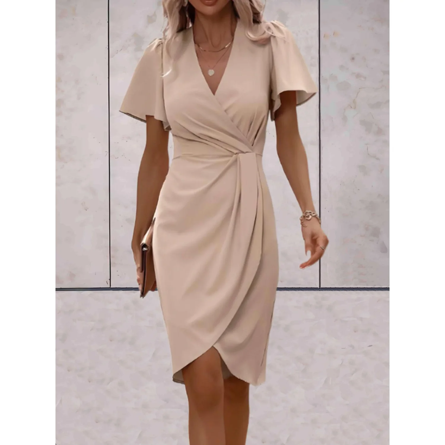 Brenda Dress Wallet Woman – Elegant Dress with Flowing Sleeves & V-Neckline for Evening