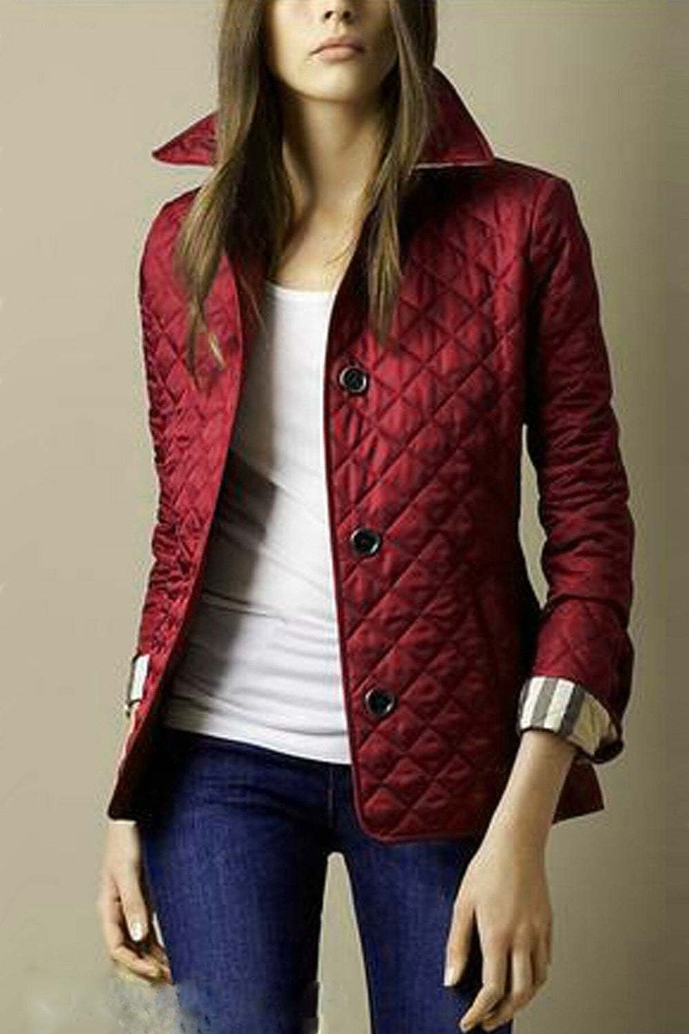 Clara Quilted Jacket – Elegant and Comfortable Jacket with Refined Details and Fitted Design