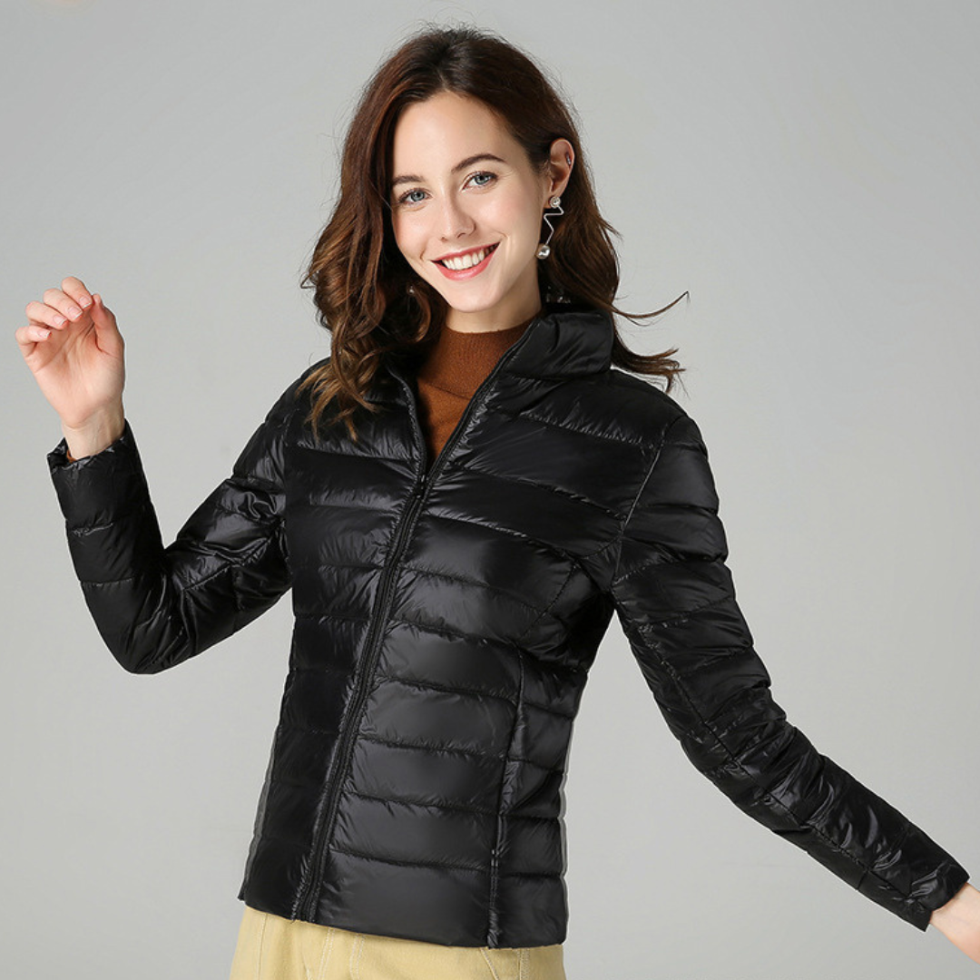 Aurora Women's Jacket – Ultra-Lightweight & Versatile Waterproof Jacket for Mid-Season