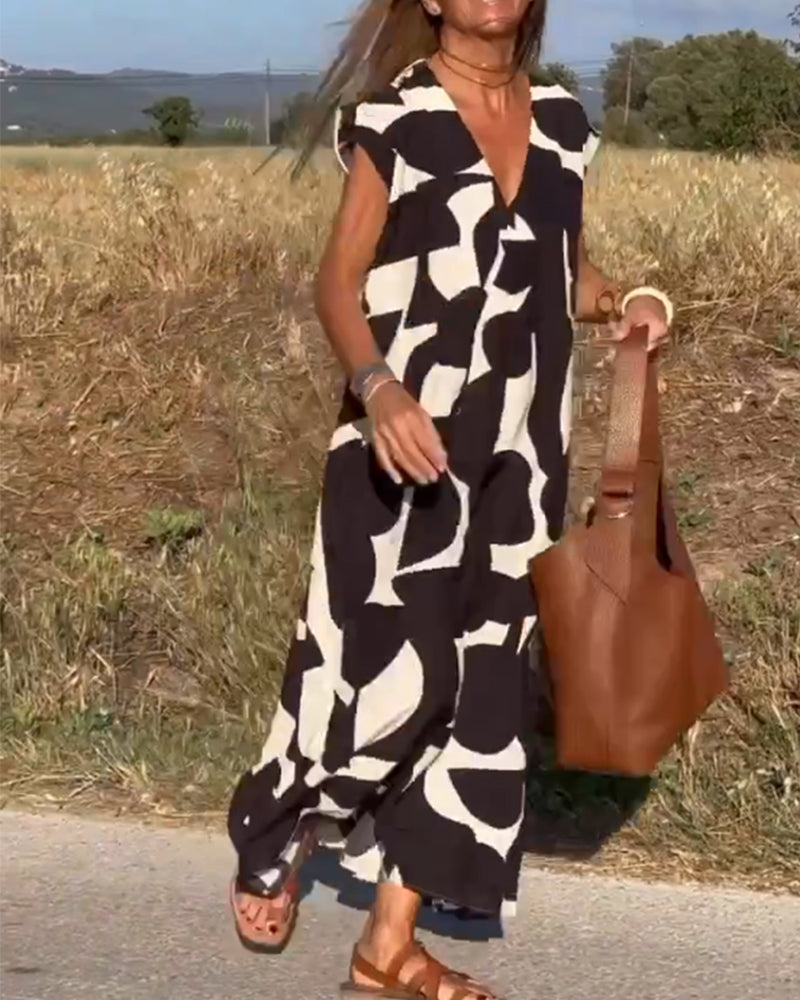 Sita Robe Ample Femme – Abstract Black & White Print with Deep V Neckline