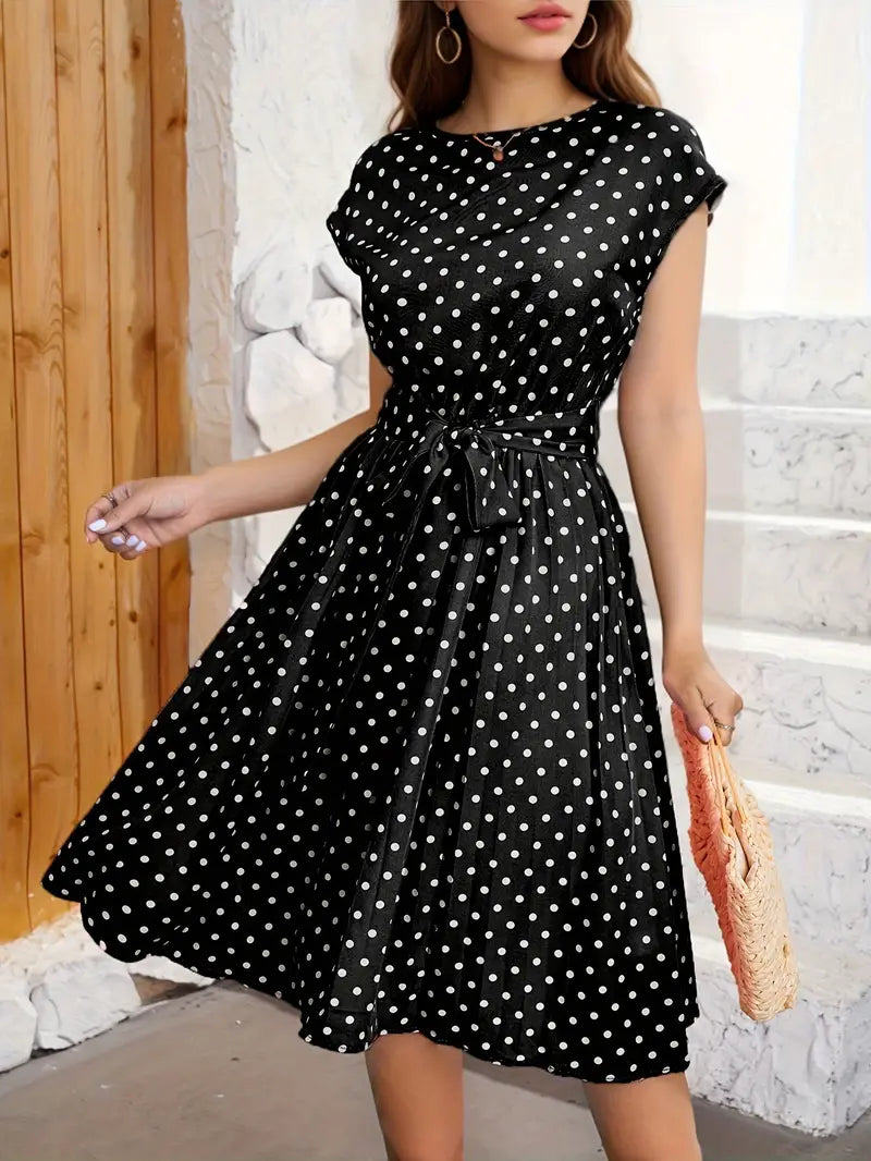 Sarrah Pleated Dress Woman – Comfortable, Timeless Polka Dot Pattern & Flattering Cut