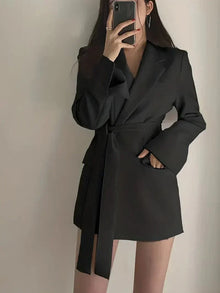 Nélia Blazer Dress Woman – Elegant Chic Tailored Dress with Long Sleeves for All Occasions