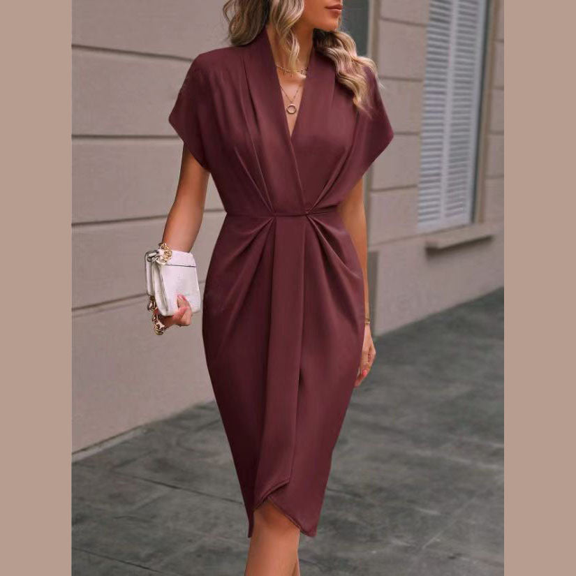 Louise Women's Dress – Trendy Dress with Batwing Sleeves, V-Neckline & Elegant Pleats