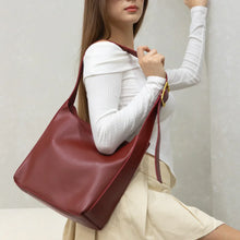 Julie Women's Bag – Elegant and Functional Bag for Daily Use