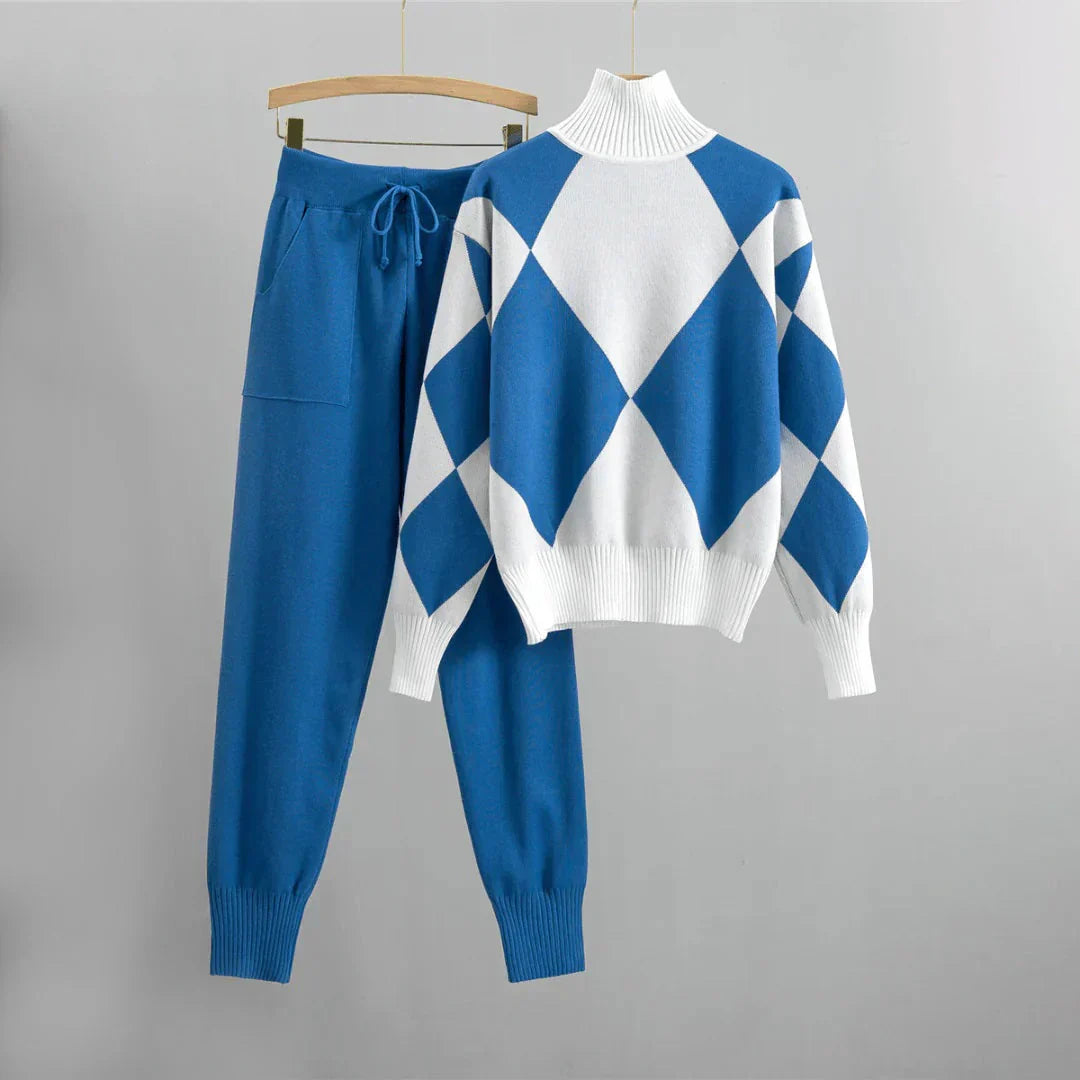 Amara Women's Set – Comfortable Tracksuit with Long Sleeve Sweatshirt & High Waist Pants