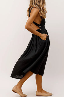 Chana Linen Dress – Elegant Backless Dress in Light and Airy Linen