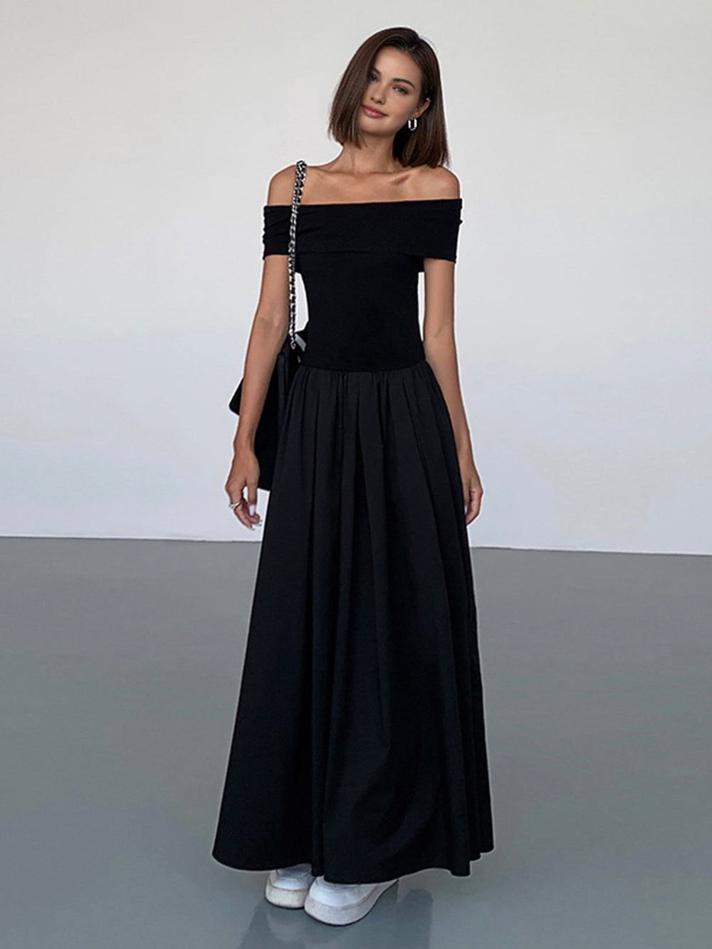 Kisha Maxi Dress for Women – Elegant Off-Shoulder Dress with Flowing Pleated Skirt