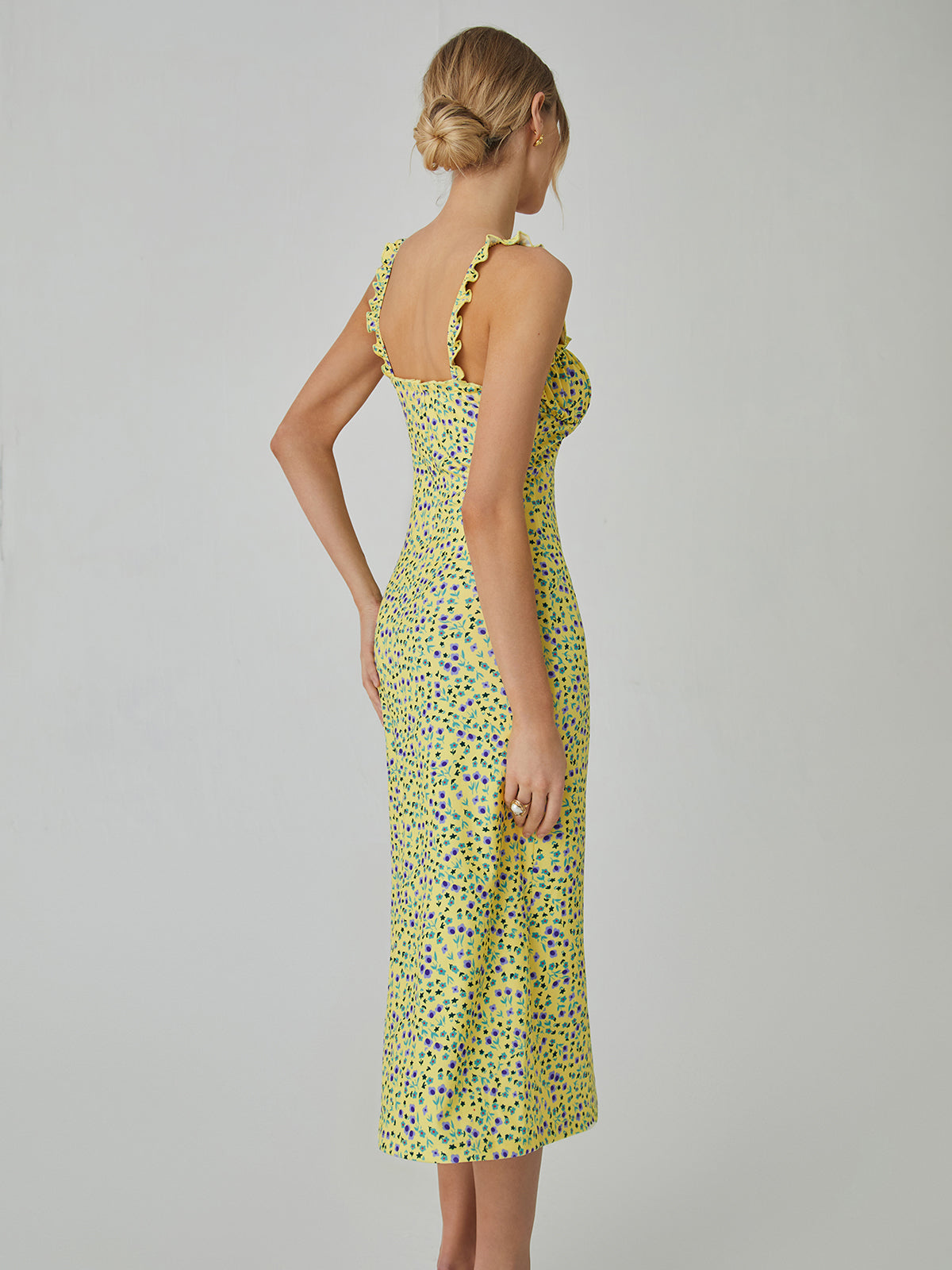Bohemian Dress Woman Chloe – Midi Vacation Dress with Floral Print & Cami Straps