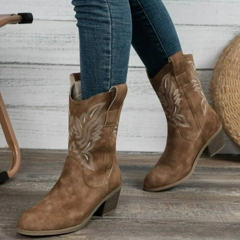 Alejandra Bottes Femme – Elegant & Comfortable Artisan Collection for Everyday Use