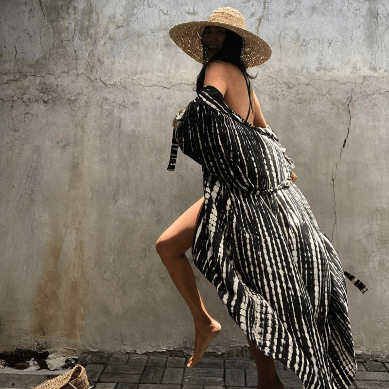 Brenna Robe Kimono Looksy – Bohemian Tie-Dye Print & Fluid Mid-Length Cut