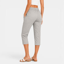 Women's High-Waisted Capri Pants