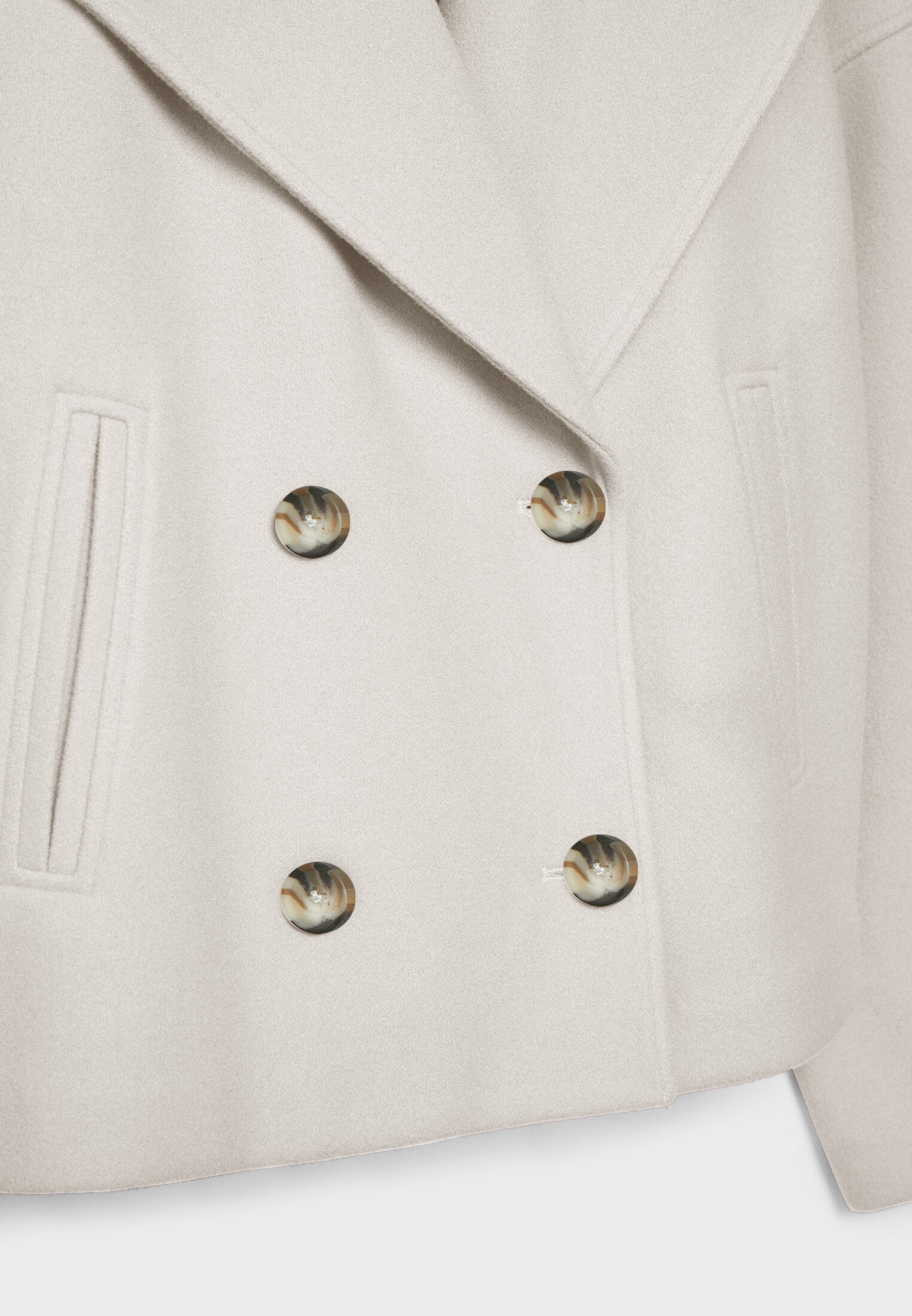 Olivia Femme Coat – Chic Short Double-Breasted Coat with Elegant Buttons & Modern Style