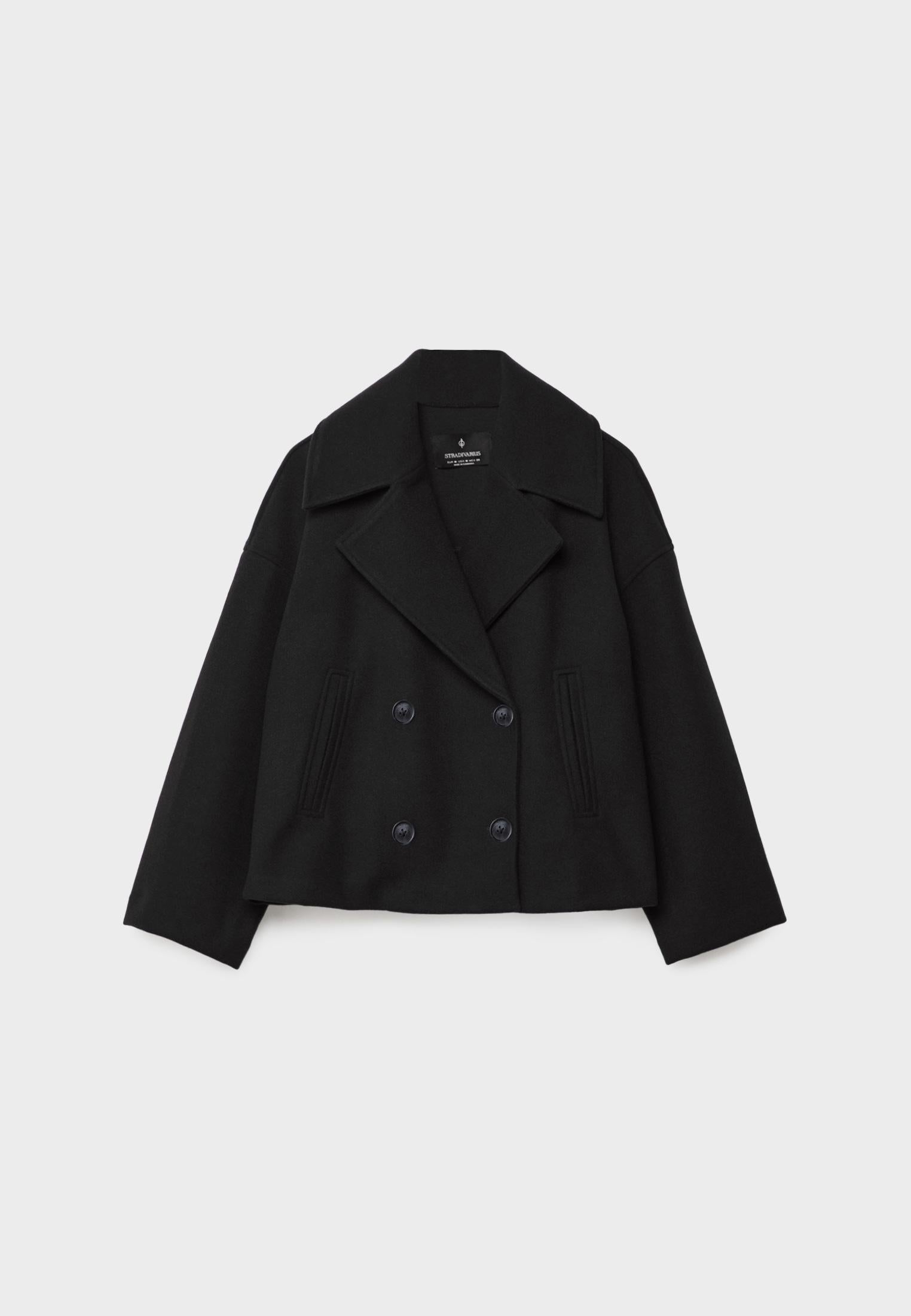 Olivia Femme Coat – Chic Short Double-Breasted Coat with Elegant Buttons & Modern Style