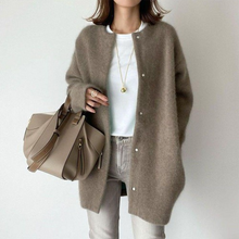 Amelia Gilet Woman Elegant – Chic & Comfortable Cardigan in High-End Knitwear