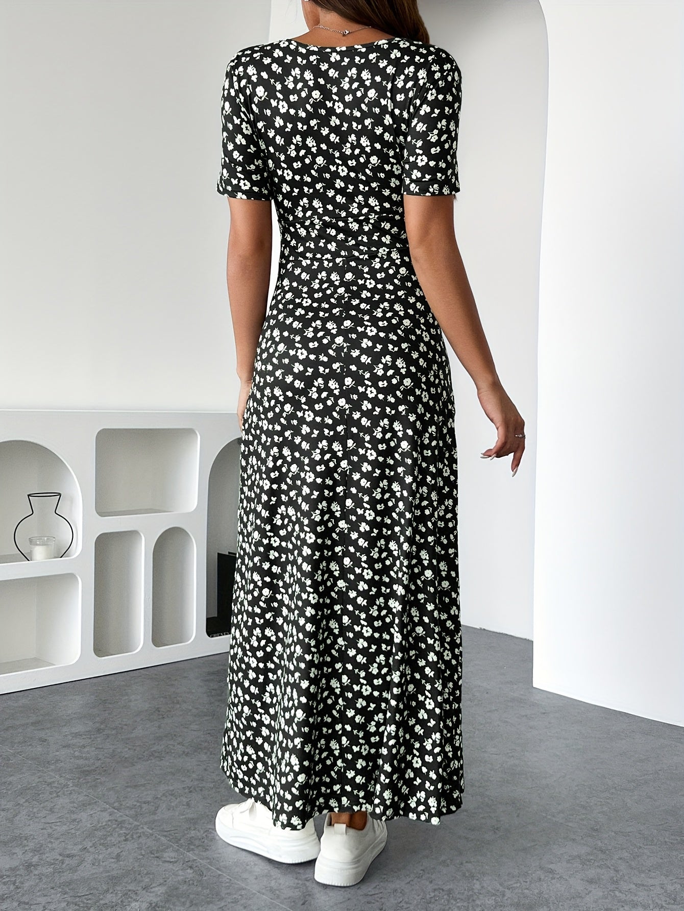 Florezia Long Dress for Women – Chic and Flowing Floral Summer Dress for Feminine Elegance