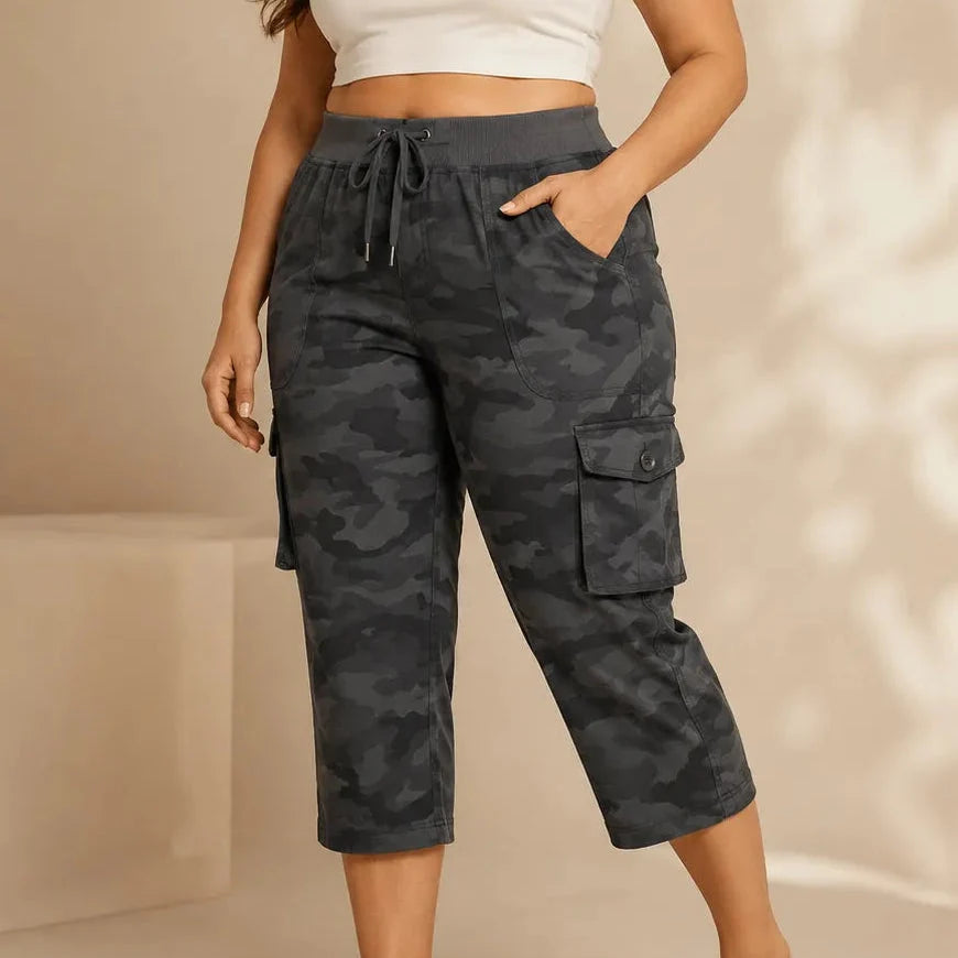 Wearwell – Stretchy Cargo Capris with Drawstring Waist and Multiple Pockets