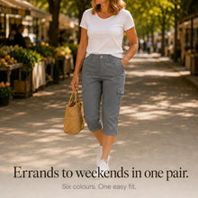 Caliva – Cropped Cargo Capri Pants with Cuffed Hem and Pockets