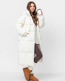 Laura Long Parka for Women – Warm Coat with Hood, Relaxed Fit & Straight Silhouette