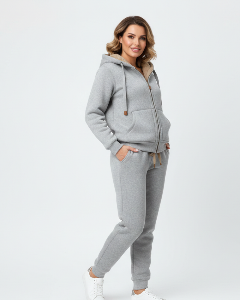 Arianna Women's Homewear Set – Soft Two-Piece Outfit in Warm & Comfortable Velvet