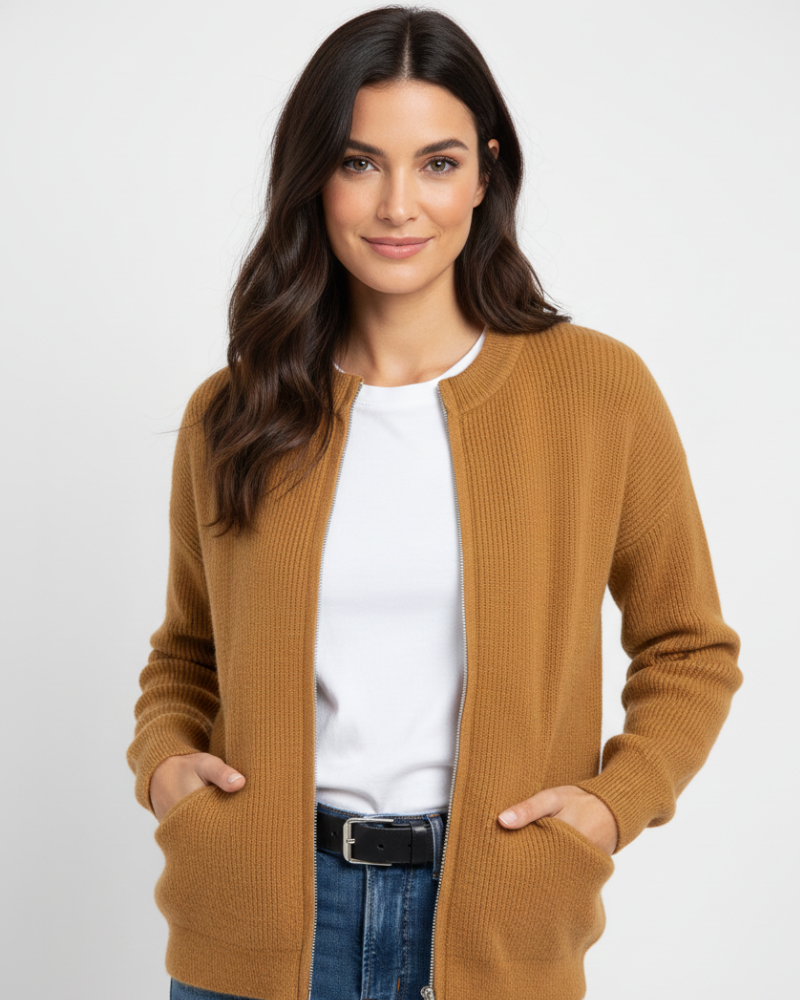 Layla Women's Vest – Soft Zipped Jacket with Comfortable Fit & Versatile Style