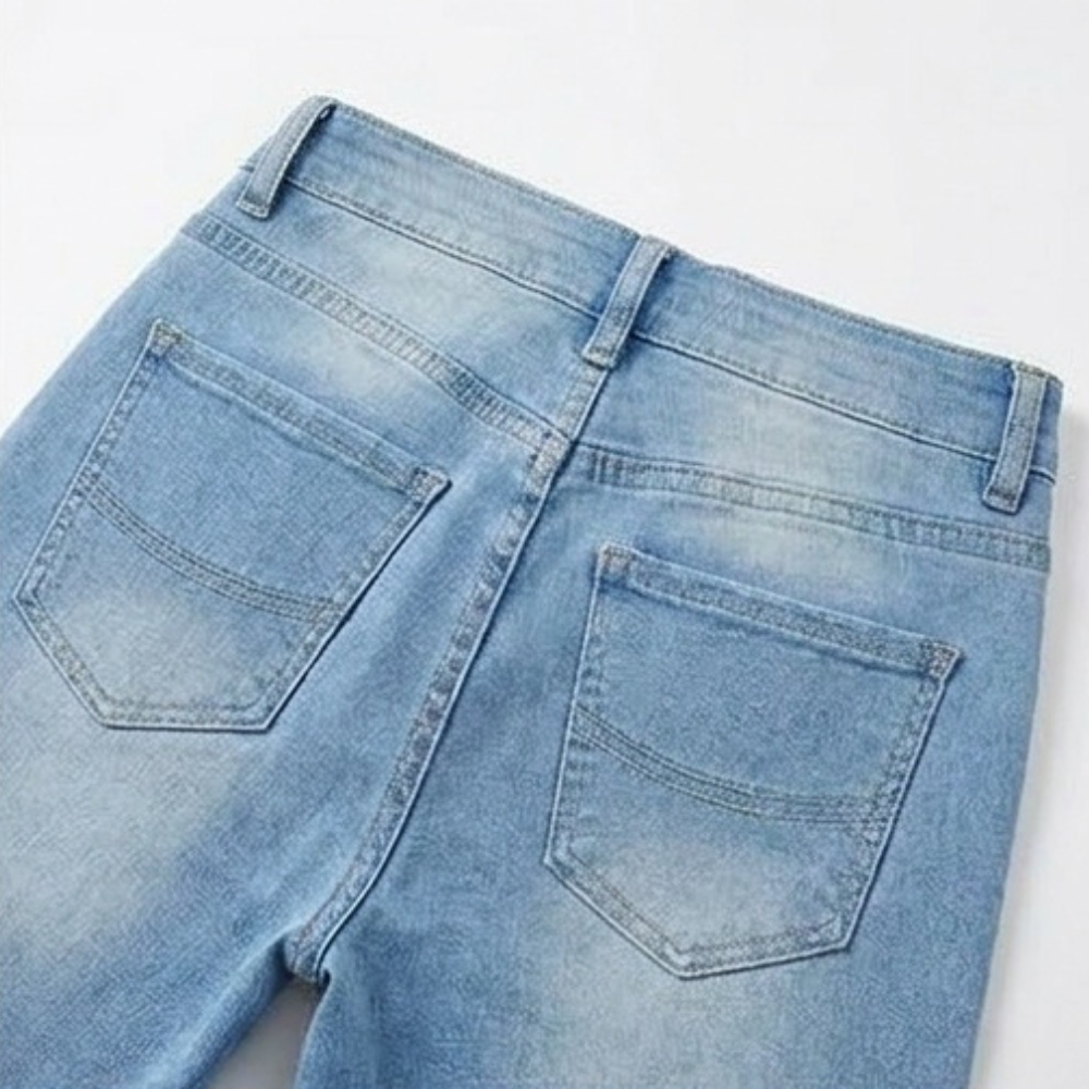 Velora — Slimming High-Waist Capri Jeans